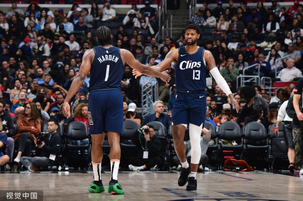 具才华的中 具才华的中